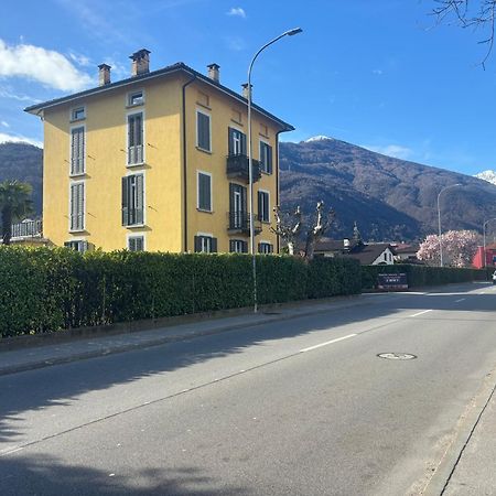 Small Apartments In Lamone Kültér fotó